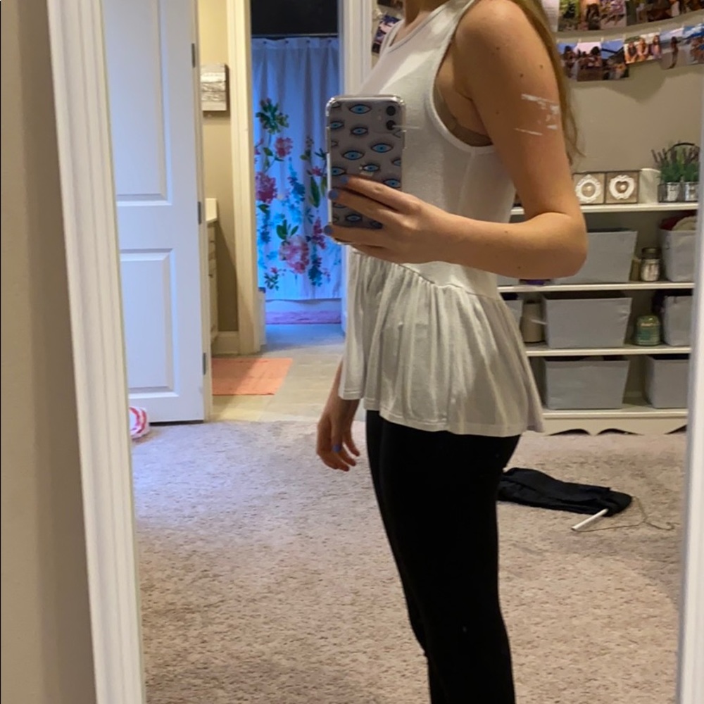 White top! - Picture 5 of 5